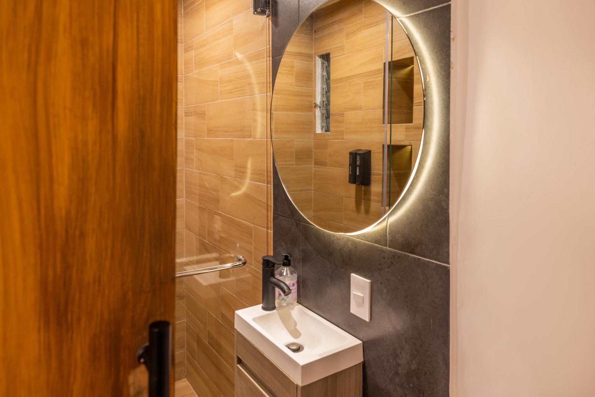 Posh Polanco Stay Tvs And Desks In Each Room Мексико Сити Екстериор снимка